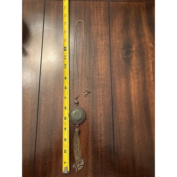 Cold water Creek Long Reversible Tassel Pendant Necklace Green Red - Picture 8 of 10